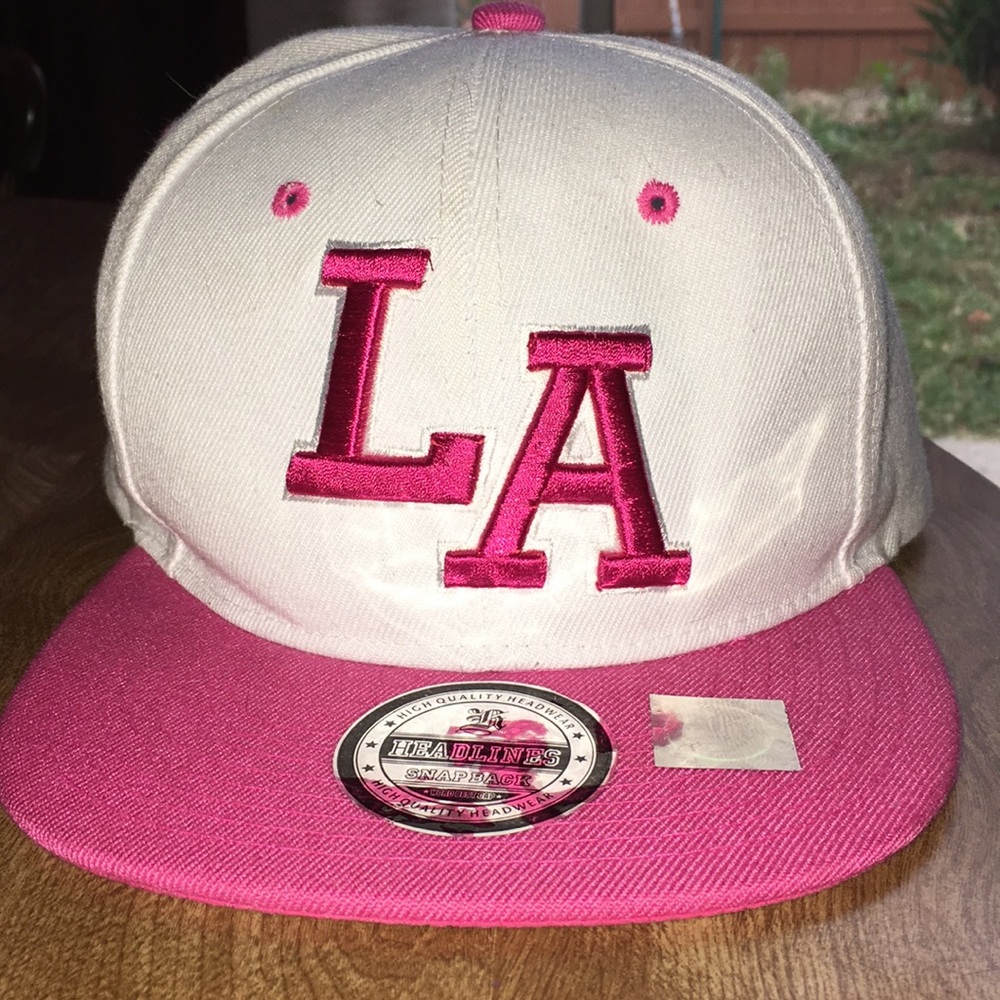 LA headline SnapBack hat